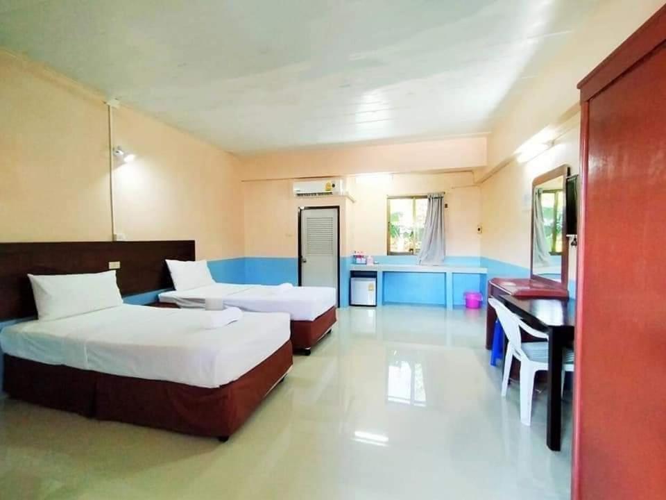 Station Hotel Trang Exterior photo